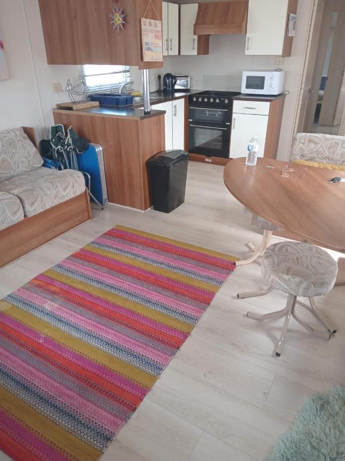 Caledonian Caravan Jaywick Sands Екстер'єр фото