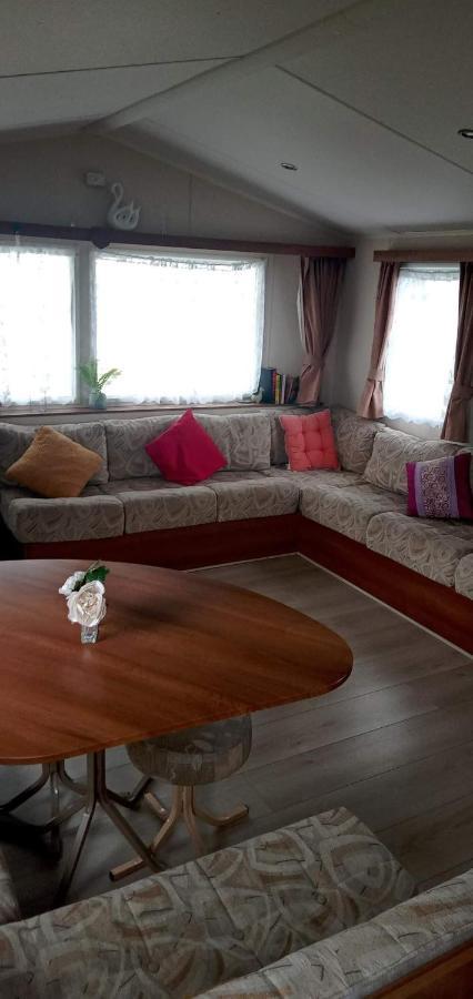Caledonian Caravan Jaywick Sands Екстер'єр фото