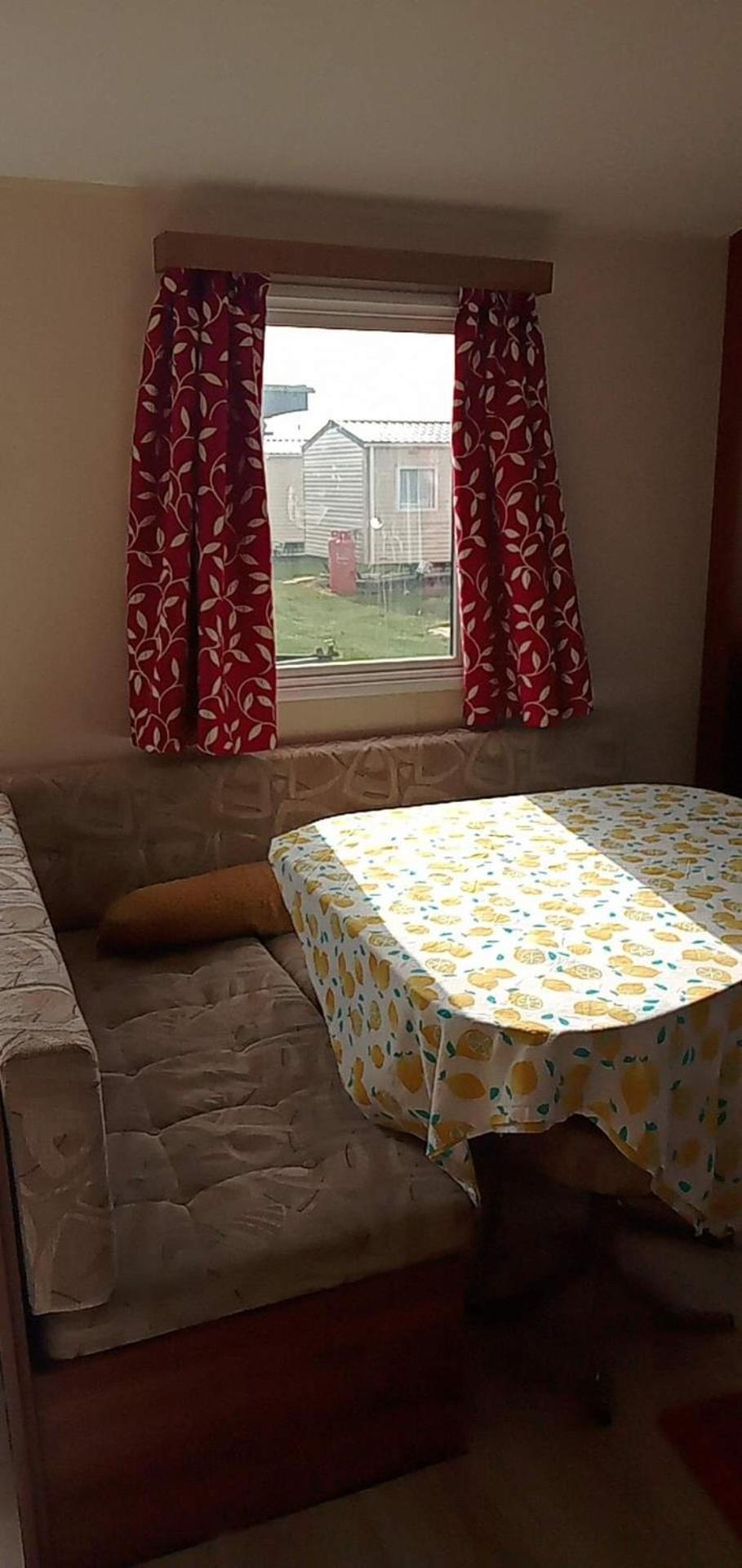 Caledonian Caravan Jaywick Sands Екстер'єр фото