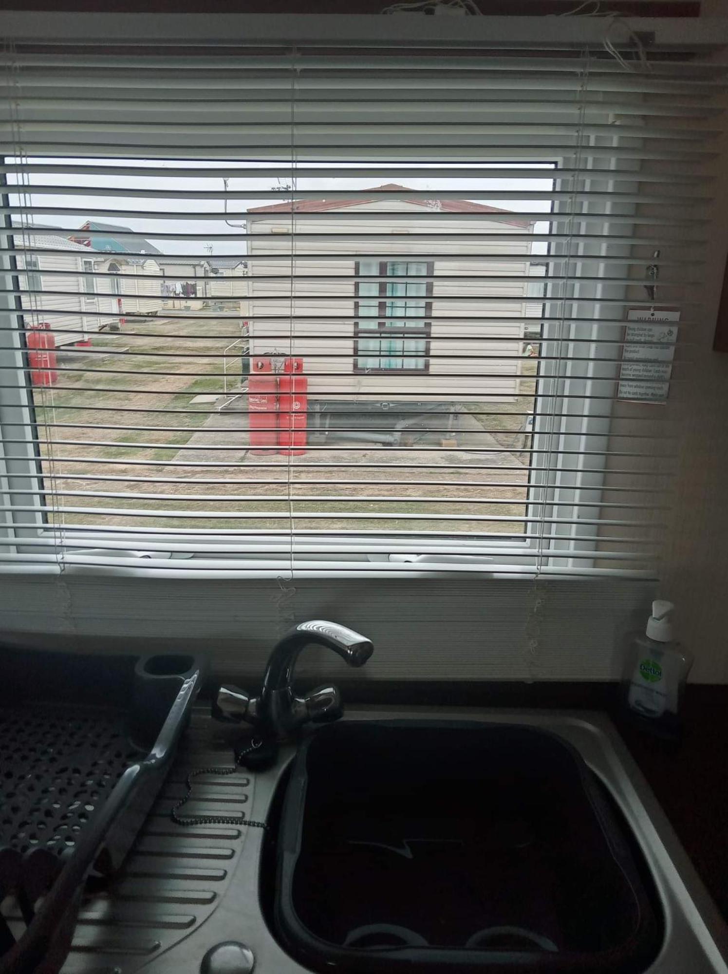 Caledonian Caravan Jaywick Sands Екстер'єр фото