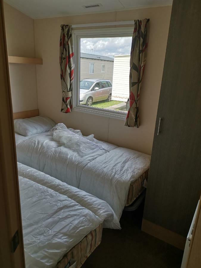 Caledonian Caravan Jaywick Sands Екстер'єр фото